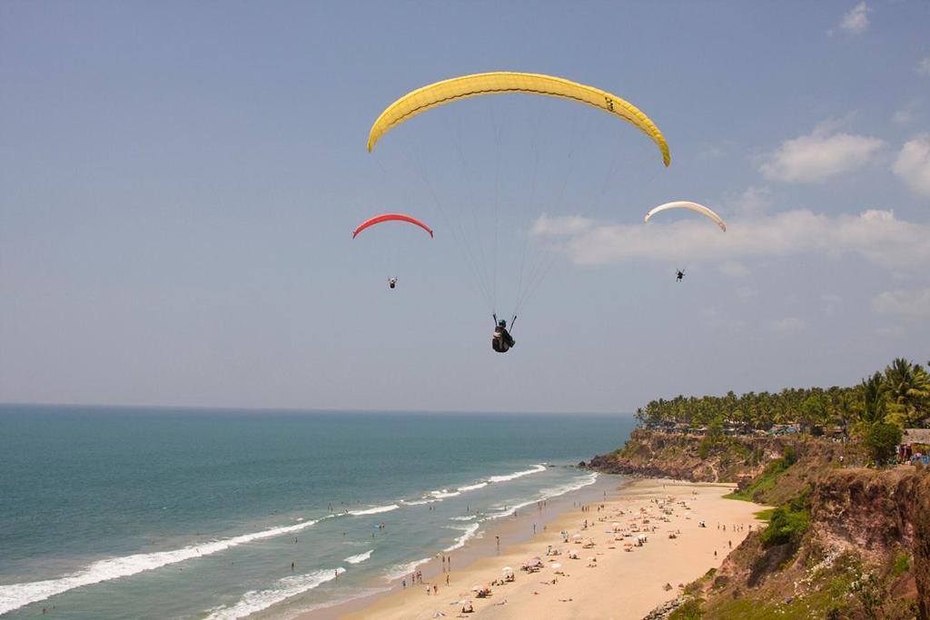 Palm Bay Beach Residency Hotel Varkala Eksteriør billede